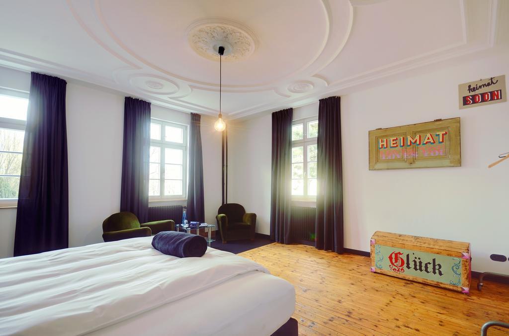 Haus Zauberfloete Hotel Offenburg Exterior photo